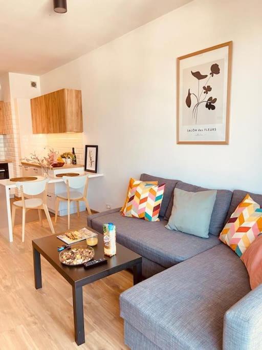 ורשה Spacious,Stylish And Comfortable 2 Room Apartment With Million Dollar View מראה חיצוני תמונה